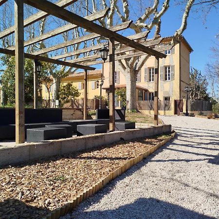 Havre De Paix Au Sein D'Un T3 D'Une Bastide Aixoise آيكس أومبروفينس المظهر الخارجي الصورة